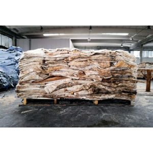 Premium Quality Wet Salted and Dried Cow Hides and Skins from Reputed Supplier
